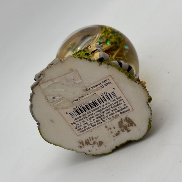 Disney Parks Snow White and the Seven Dwarfs Mini Collectible Water Snow Globe - Picture 6 of 8